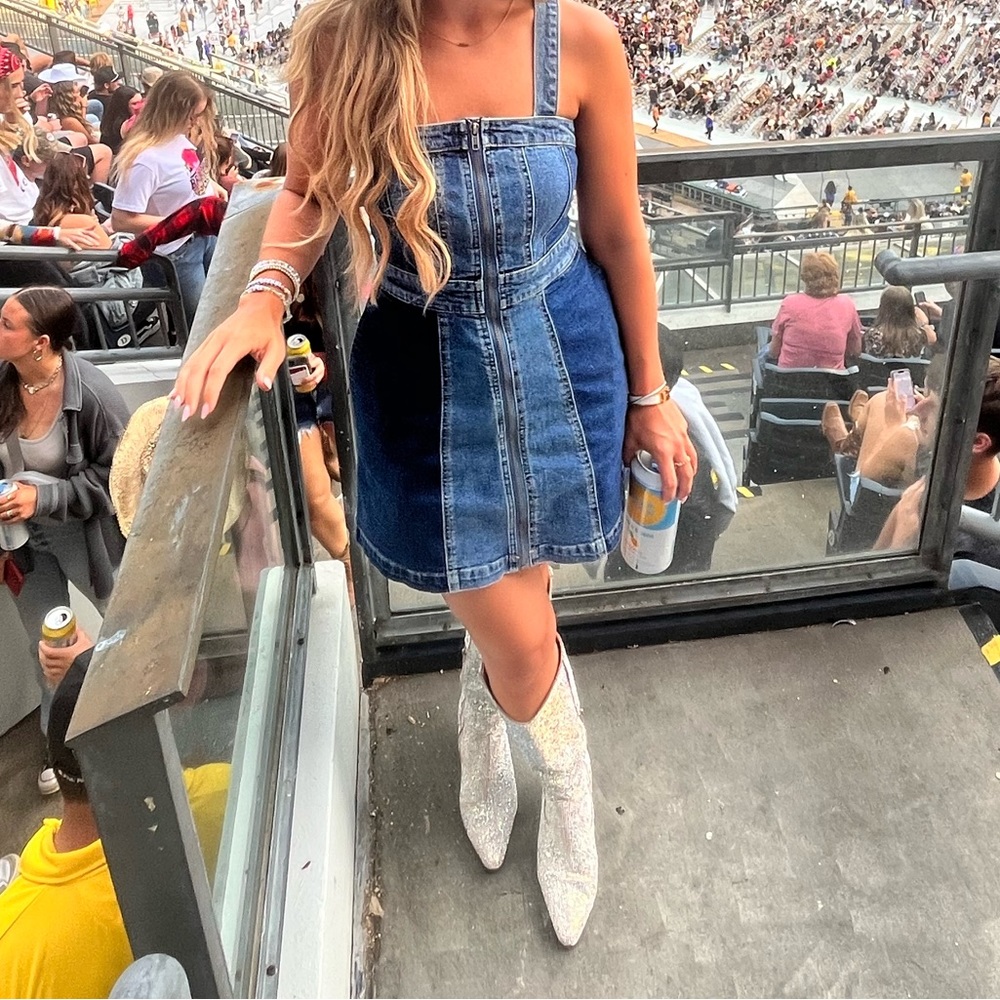 Denim dress